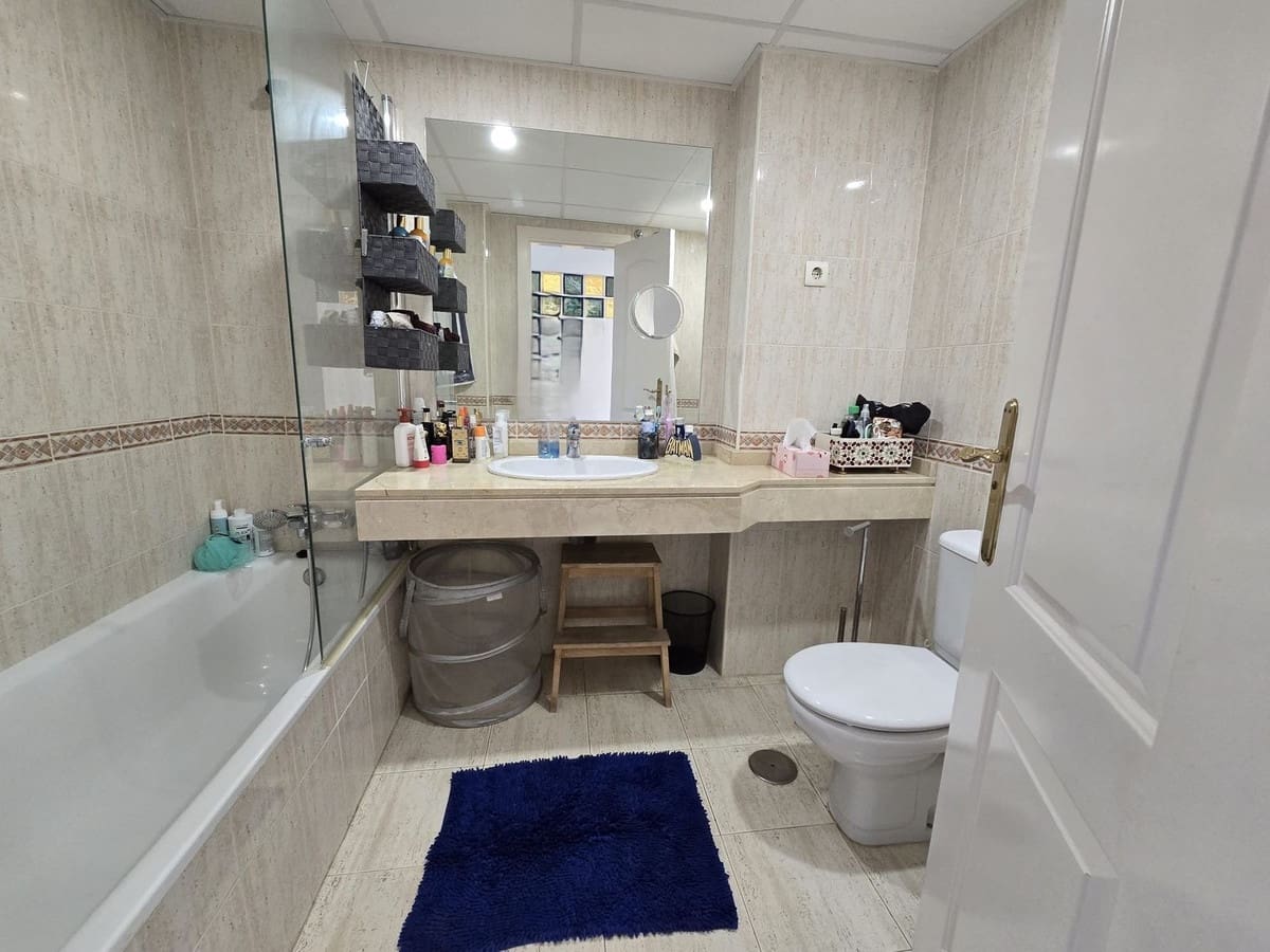 2 bedroom Apartment for sale in Torrequebrada with pool garage - € 660,000 (Ref: 9373812)