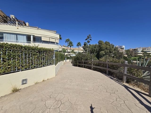 2 soverom Leilighet til salgs i Torrequebrada, Benalmádena med svømmebasseng garasje - € 660 000 (Ref: 9373812)