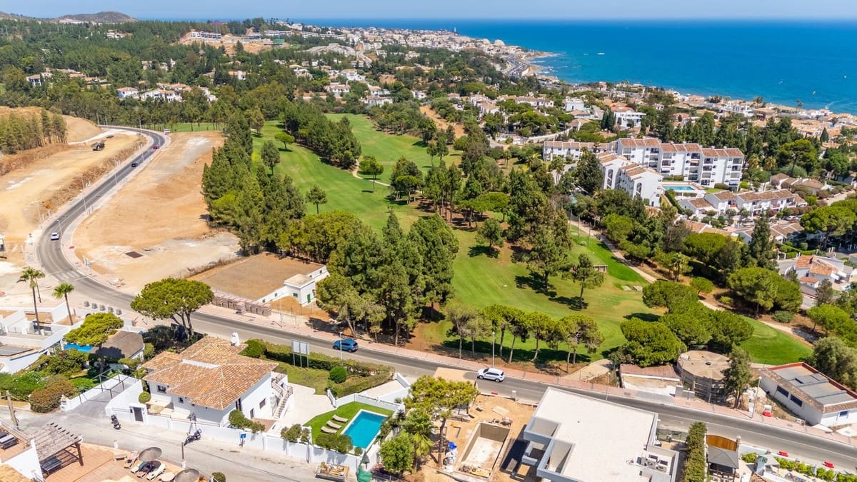 5 sypialnia Willa na sprzedaż w La Cala de Mijas z basenem garażem - 2 295 000 € (Ref: 9373893)
