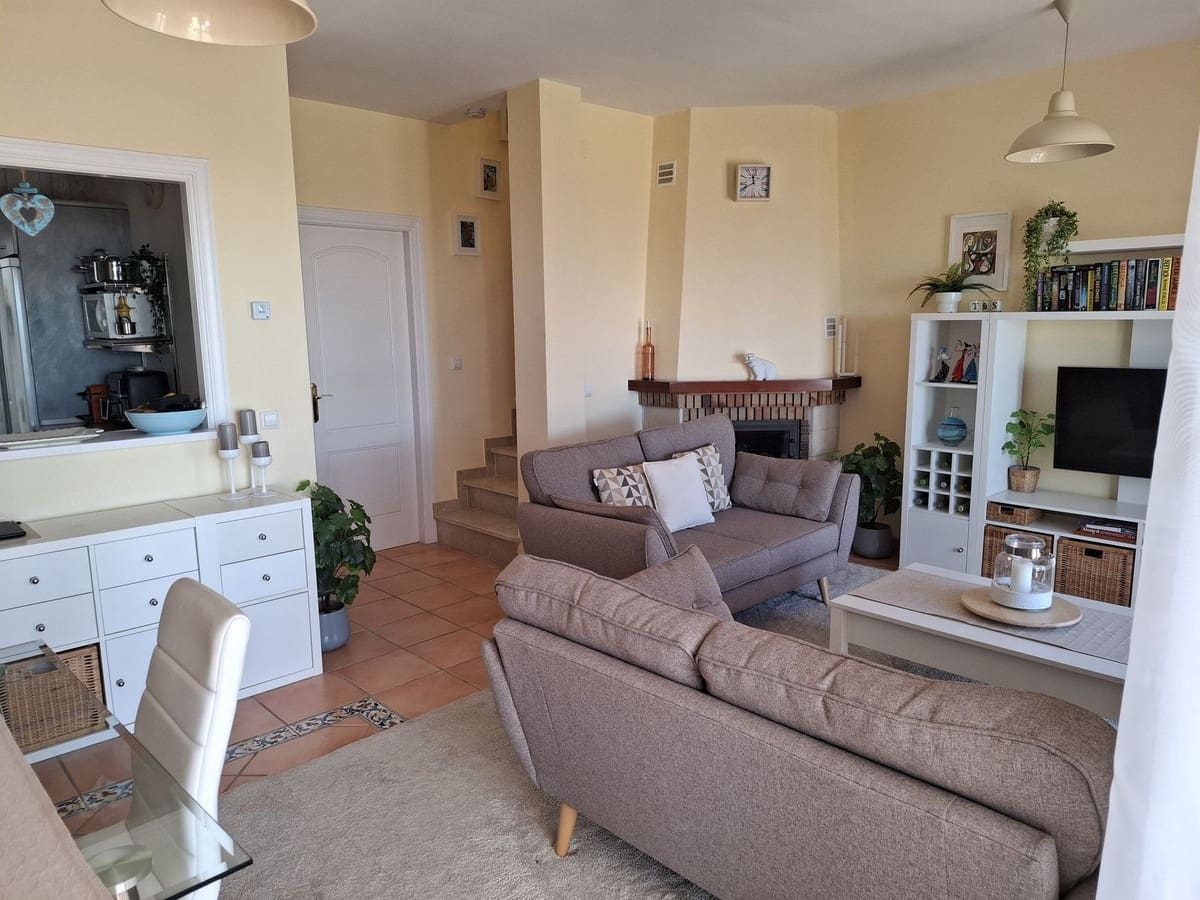 2 quarto Casa em Banda para venda em Mijas com piscina - 340 000 € (Ref: 9374235)