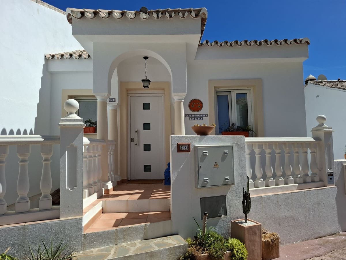 2 quarto Casa em Banda para venda em Mijas com piscina - 340 000 € (Ref: 9374235)
