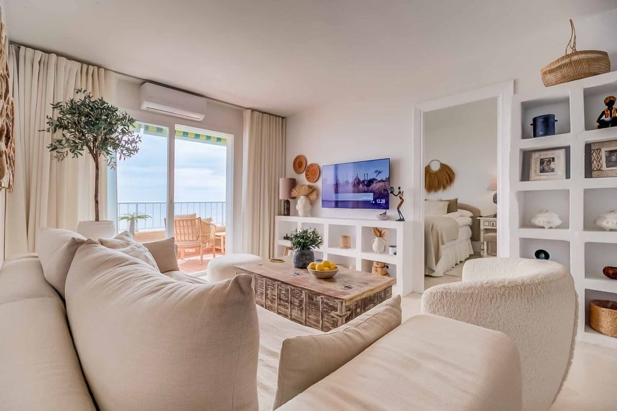 2 makuuhuone Huoneisto myytävänä paikassa Fuengirola - 593 000 € (Ref: 9379313)