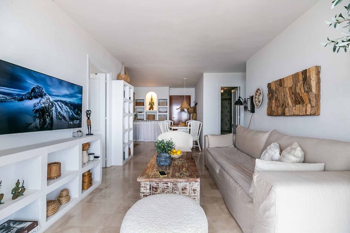 2 makuuhuone Huoneisto myytävänä paikassa Fuengirola - 593 000 € (Ref: 9379313)