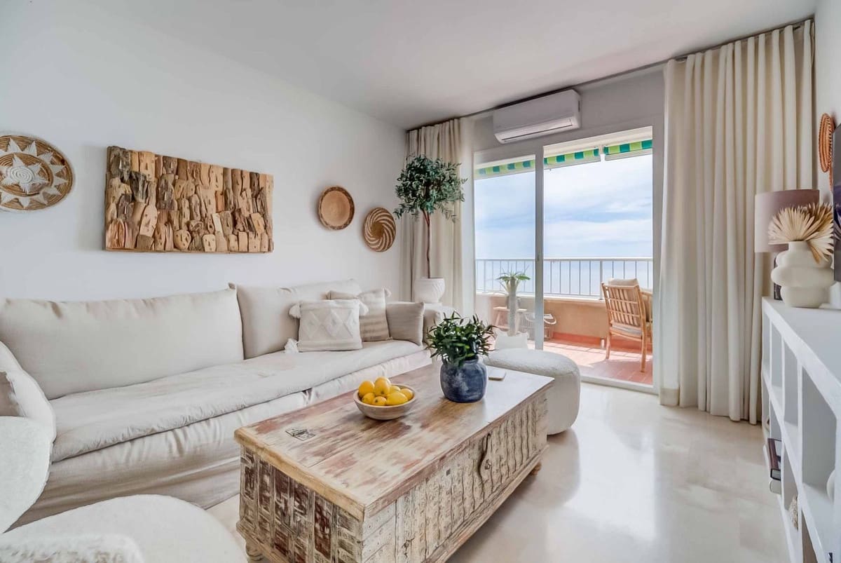 2 makuuhuone Huoneisto myytävänä paikassa Fuengirola - 593 000 € (Ref: 9379313)