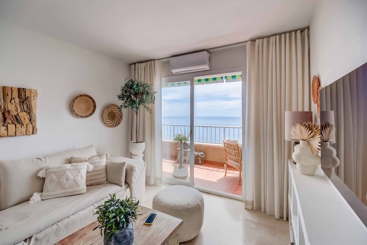 2 makuuhuone Huoneisto myytävänä paikassa Fuengirola - 593 000 € (Ref: 9379313)