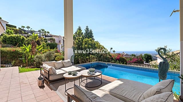 3 soverom Villa til salgs i Istán med svømmebasseng garasje - € 1 350 000 (Ref: 9379315)