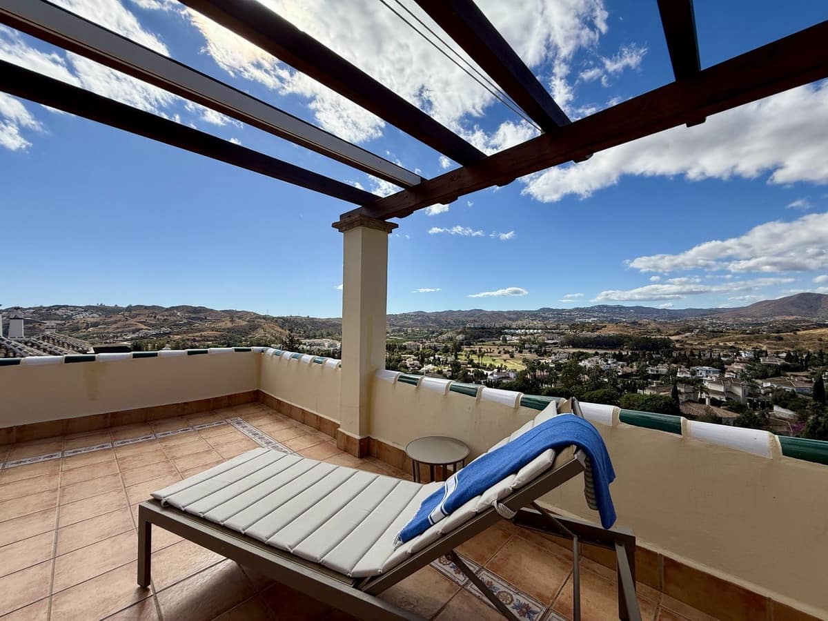 2 soverom Hus til salgs i Mijas Golf med svømmebasseng garasje - € 415 000 (Ref: 9379317)