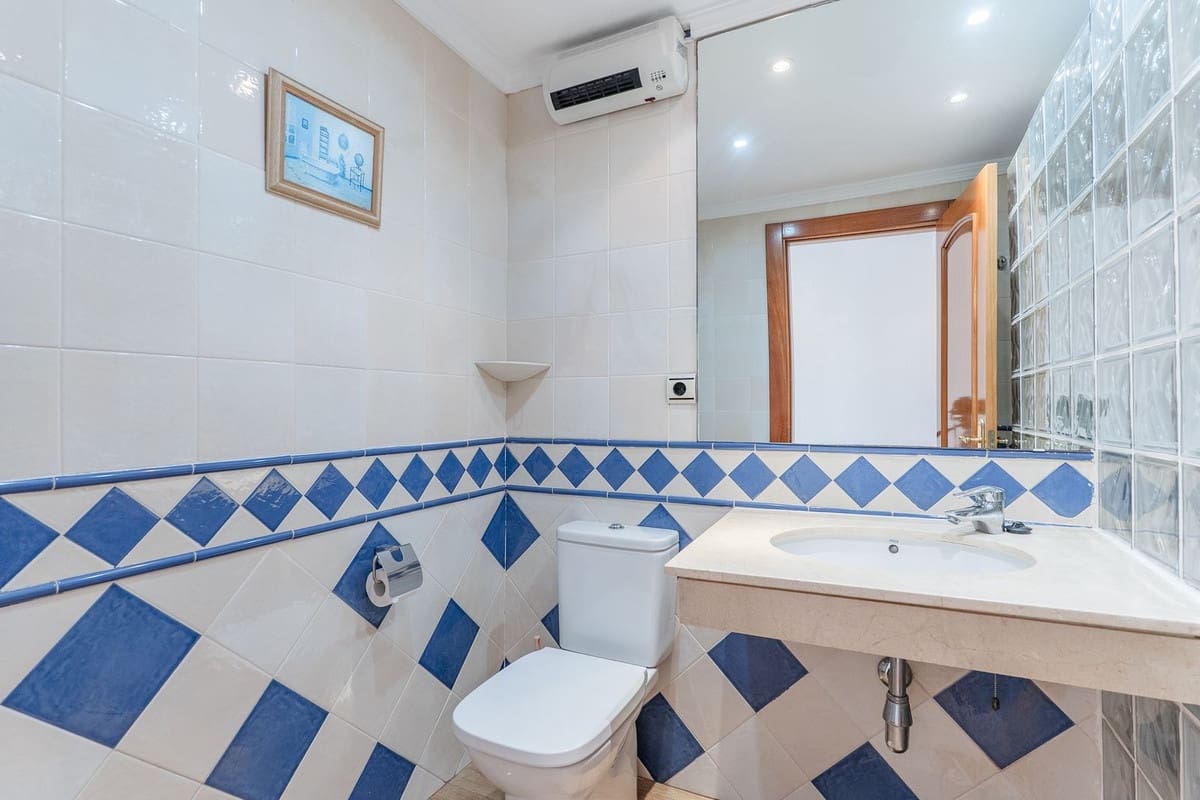 3 quarto Casa em Banda para venda em El Rosario com piscina garagem - 850 000 € (Ref: 9380052)
