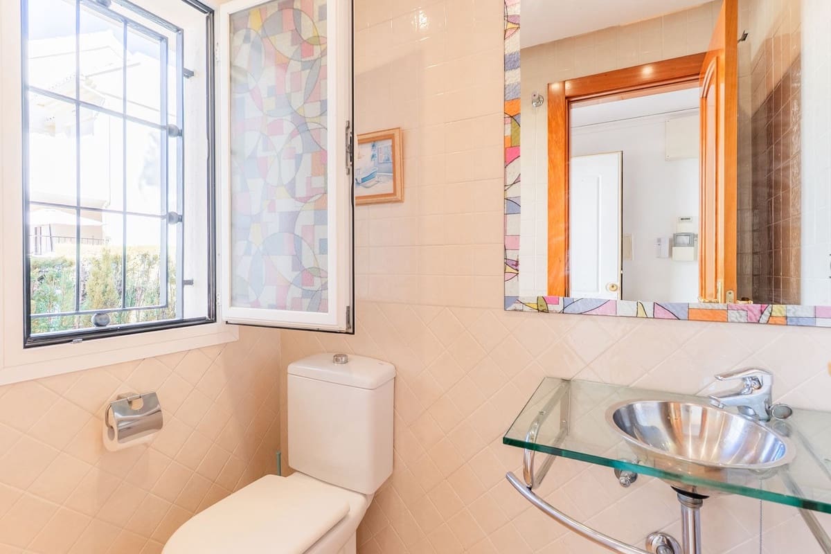 3 quarto Casa em Banda para venda em El Rosario com piscina garagem - 850 000 € (Ref: 9380052)