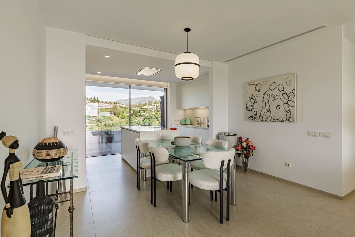 2 sypialnia Apartament na sprzedaż w Benahavis z basenem garażem - 750 000 € (Ref: 9387056)