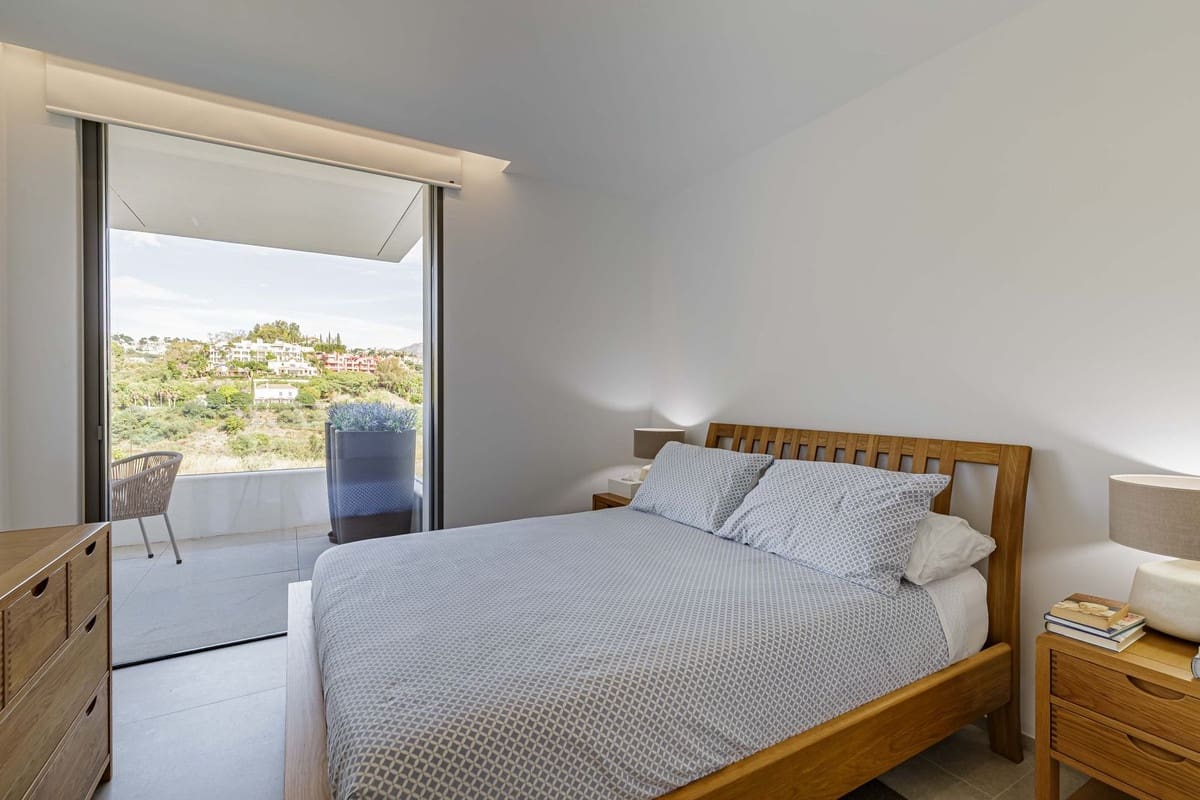 2 sypialnia Apartament na sprzedaż w Benahavis z basenem garażem - 750 000 € (Ref: 9387056)