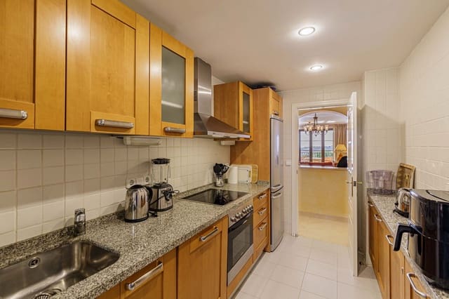 3 slaapkamer Appartement te koop in Los Arqueros - Puerto del Almendro, Benahavís met zwembad garage - € 475.000 (Ref: 9387058)