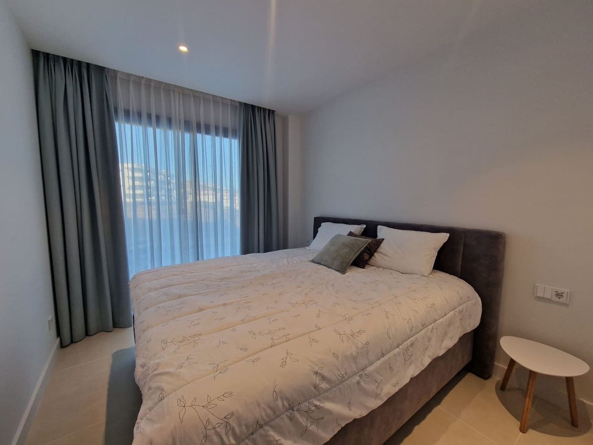 3 makuuhuone Huoneisto myytävänä paikassa Fuengirola mukana uima-altaan 
autotalli - 845 000 € (Ref: 9387059)