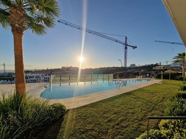 3 makuuhuone Huoneisto myytävänä paikassa El Higuerón, Fuengirola mukana uima-altaan 
autotalli - 845 000 € (Ref: 9387059)