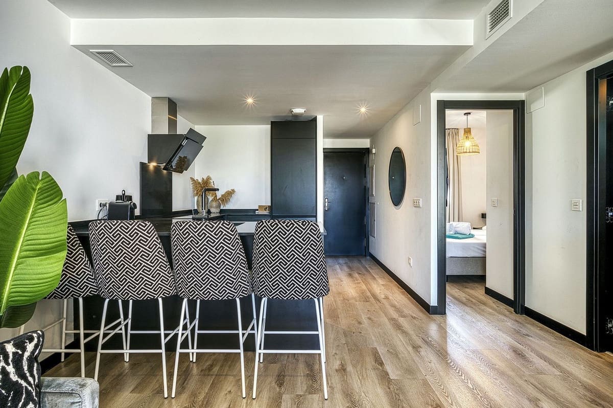 1 bedroom Apartment for sale in Mijas Costa with pool garage - € 349,000 (Ref: 9387061)