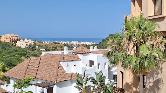 3 makuuhuone Huoneisto myytävänä paikassa La Duquesa / Puerto de la Duquesa, Manilva mukana uima-altaan 
autotalli - 295 000 € (Ref: 9387062)