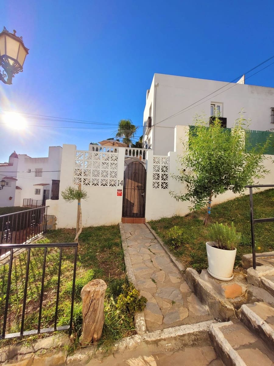 3 sypialnia Dom na sprzedaż w Manilva z basenem - 290 000 € (Ref: 9387064)