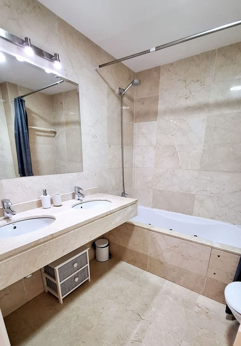 2 chambre Appartement à vendre à Casares avec piscine garage - 350 000 € (Ref: 9387066)