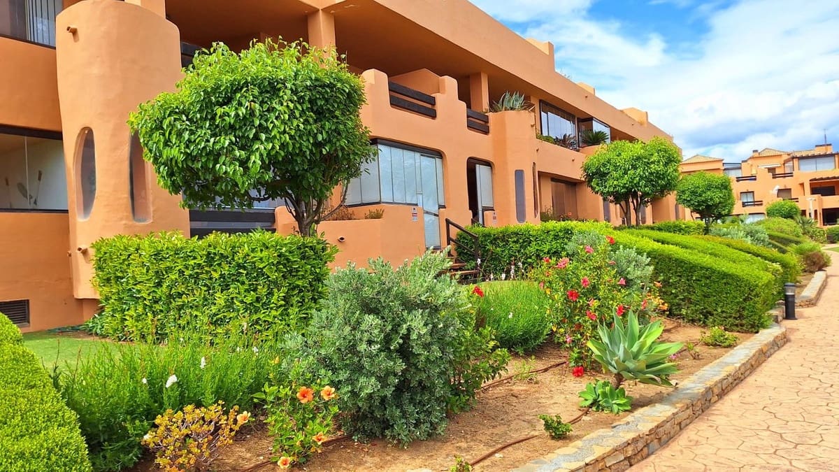 2 chambre Appartement à vendre à Casares avec piscine garage - 350 000 € (Ref: 9387066)