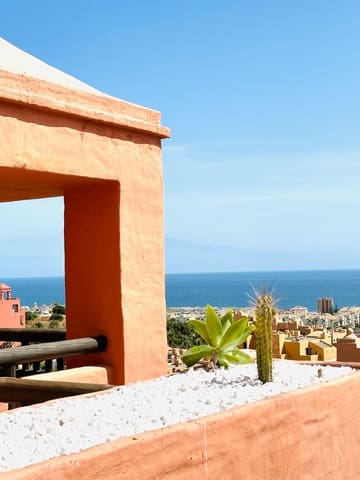 3 bedroom Penthouse for sale in La Duquesa / Puerto de la Duquesa, Manilva with pool garage - € 550,000 (Ref: 9387069)