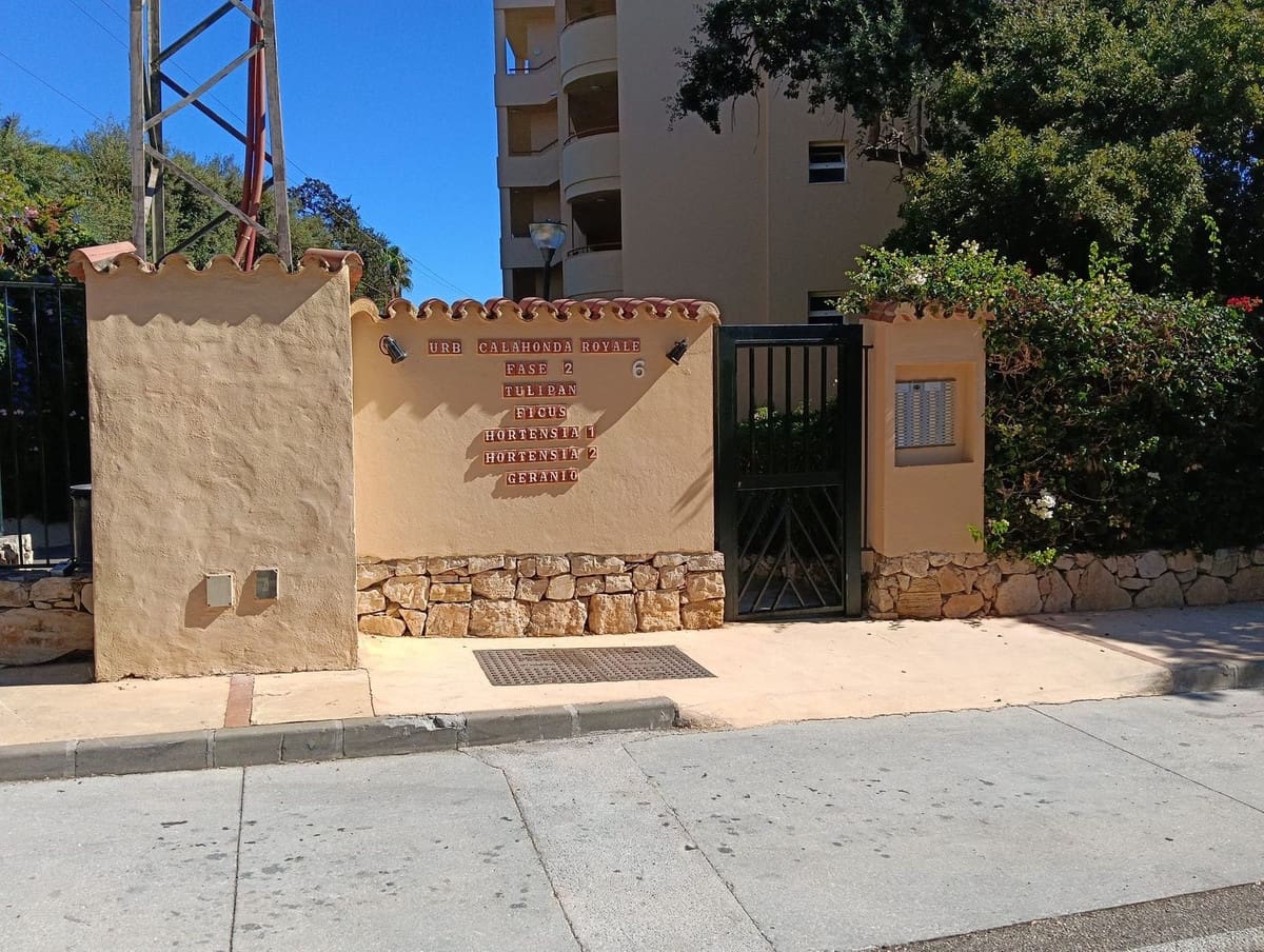 1 soveværelse Lejlighed til salg i Calahonda med swimmingpool garage - € 270.000 (Ref: 9393394)