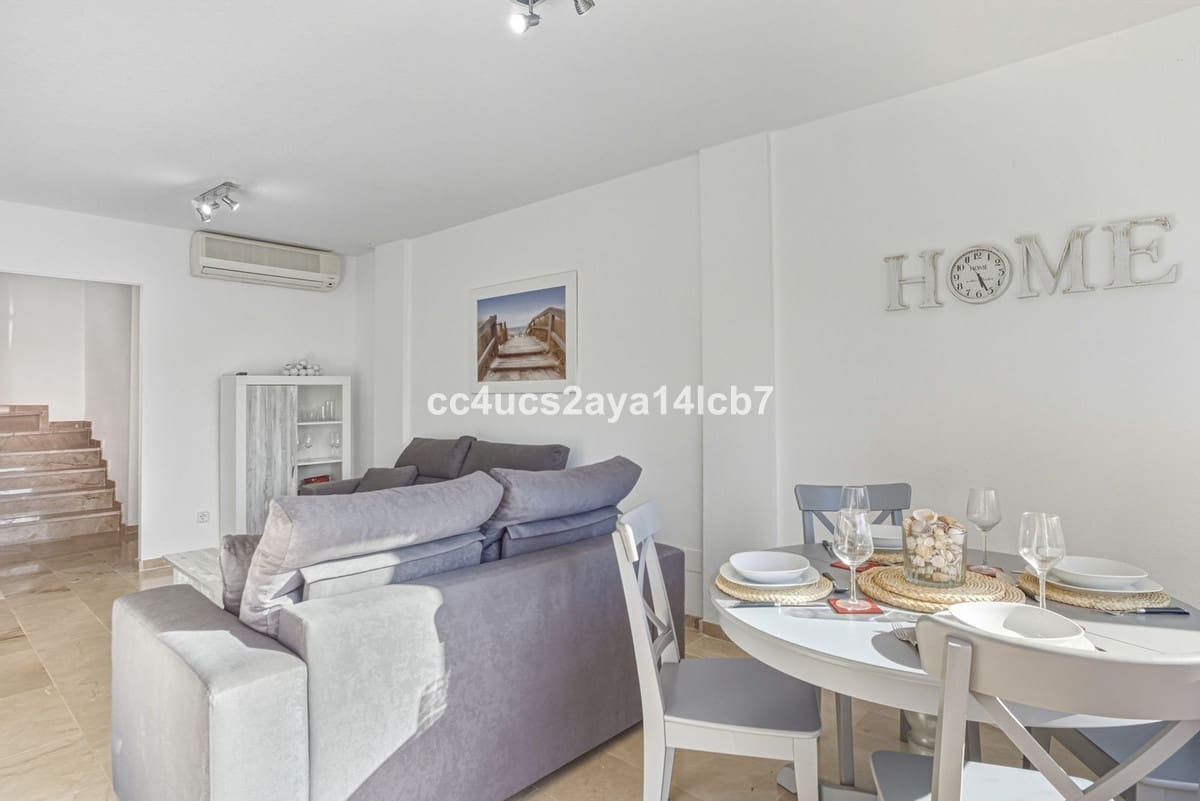 3 bedroom Penthouse for sale in Casares with pool garage - € 299,000 (Ref: 9393411)