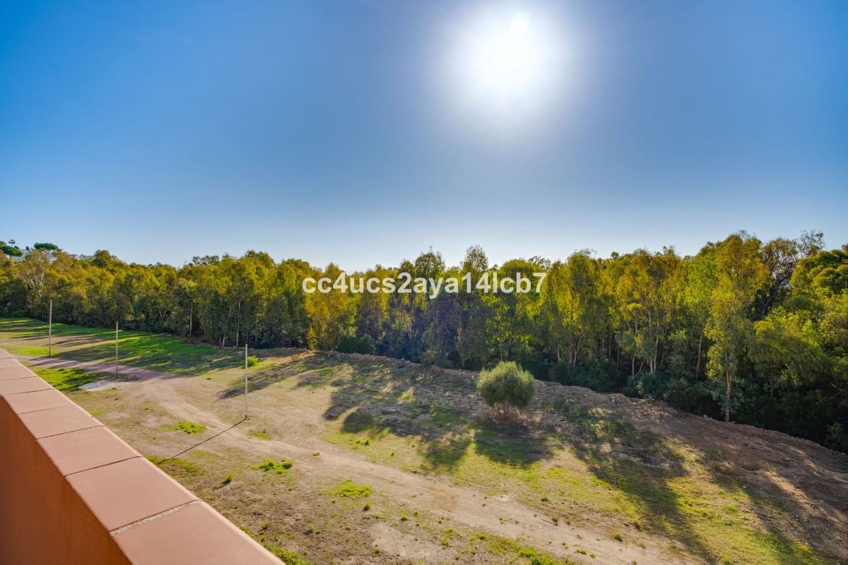 3 bedroom Penthouse for sale in Casares with pool garage - € 299,000 (Ref: 9393411)