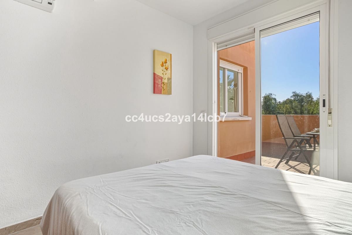 3 bedroom Penthouse for sale in Casares with pool garage - € 299,000 (Ref: 9393411)