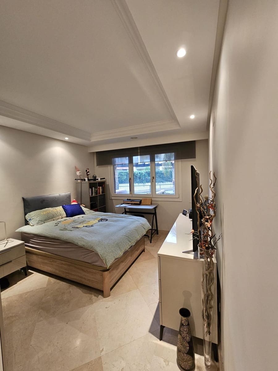 3 bedroom Apartment for sale in Estepona with pool garage - € 1,200,000 (Ref: 9396037)