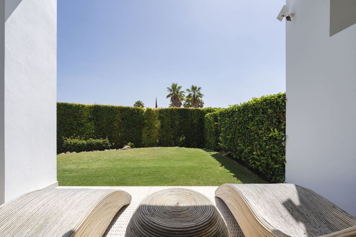 2 soveværelse Lejlighed til salg i Benahavis med swimmingpool garage - € 599.000 (Ref: 9396182)