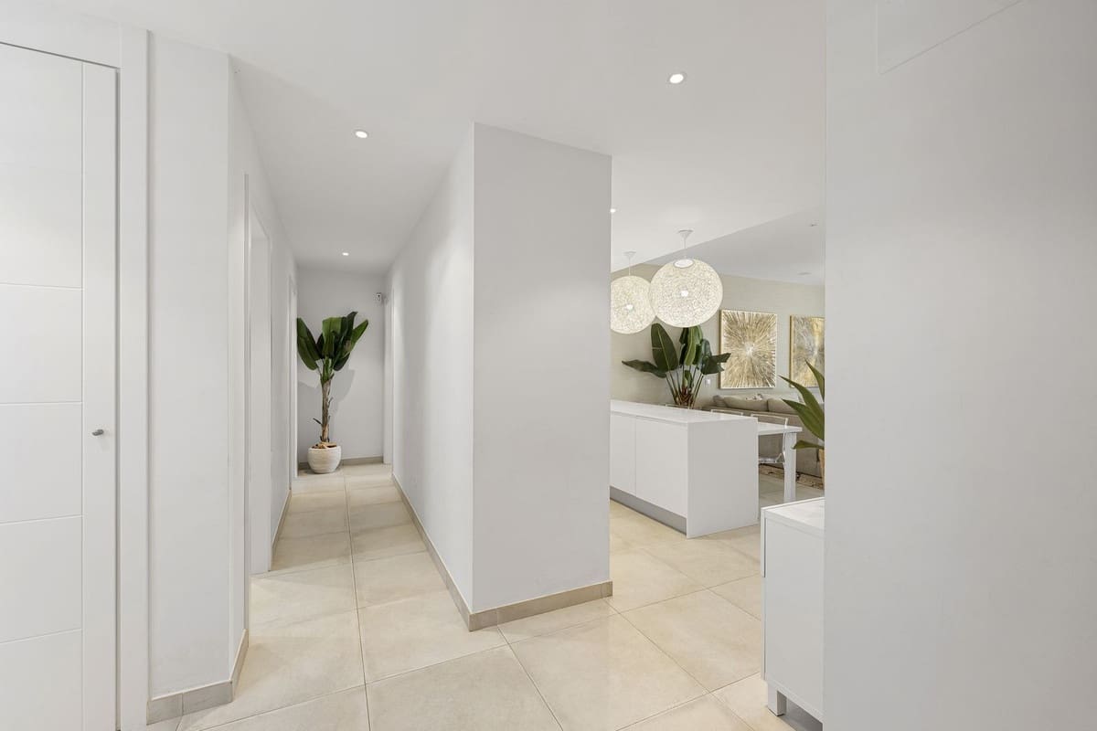 2 soveværelse Lejlighed til salg i Benahavis med swimmingpool garage - € 599.000 (Ref: 9396182)