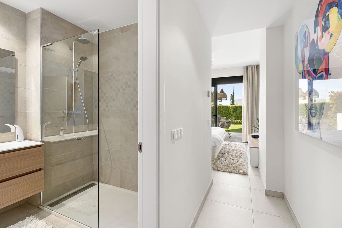 2 soveværelse Lejlighed til salg i Benahavis med swimmingpool garage - € 599.000 (Ref: 9396182)