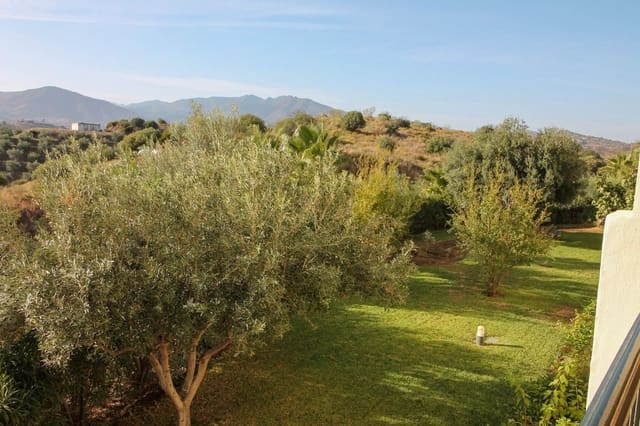 2 bedroom Apartment for sale in Mijas Golf, Mijas with pool garage - € 329,000 (Ref: 9396194)