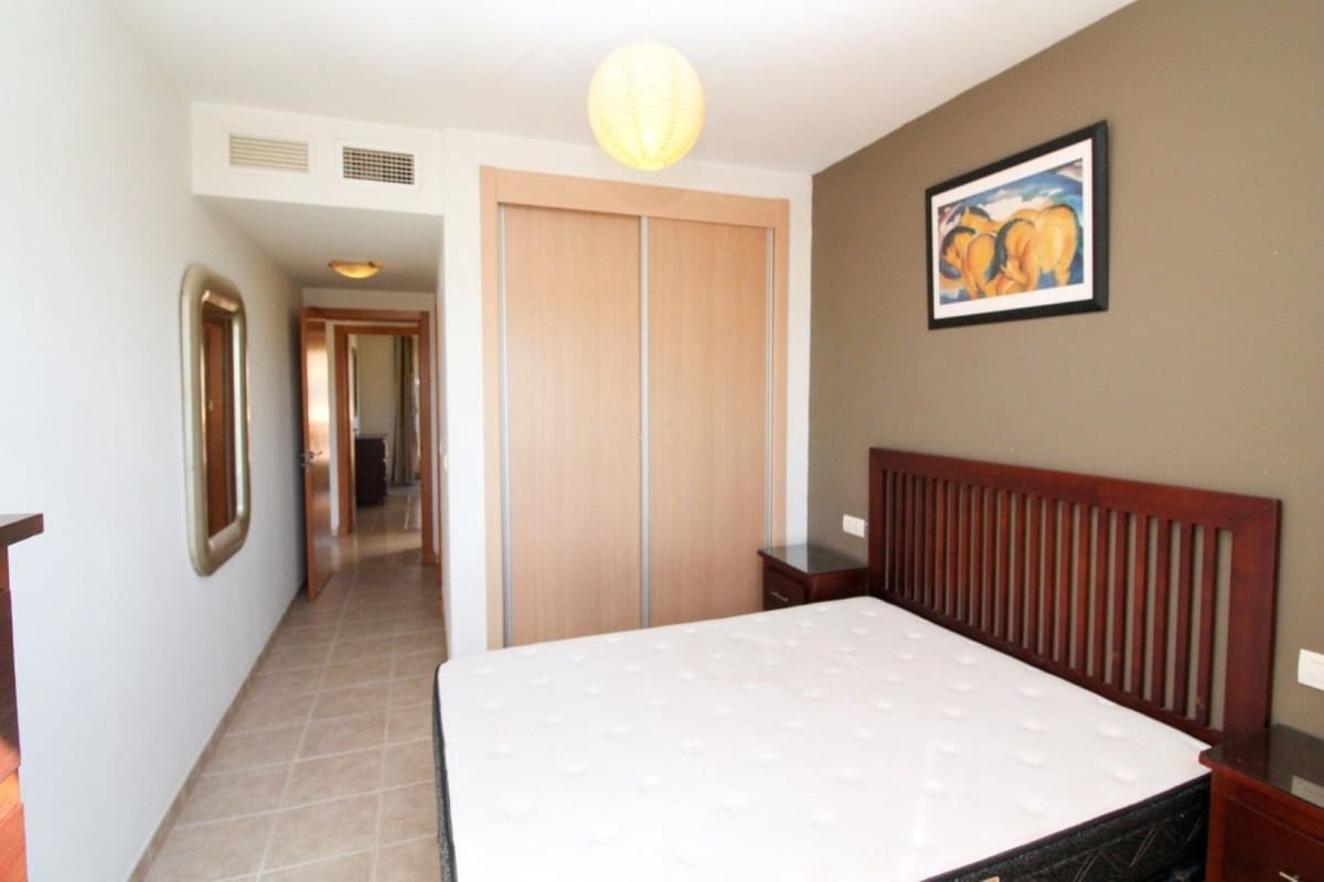 2 sypialnia Penthouse na sprzedaż w Casares z basenem garażem - 250 000 € (Ref: 9396224)