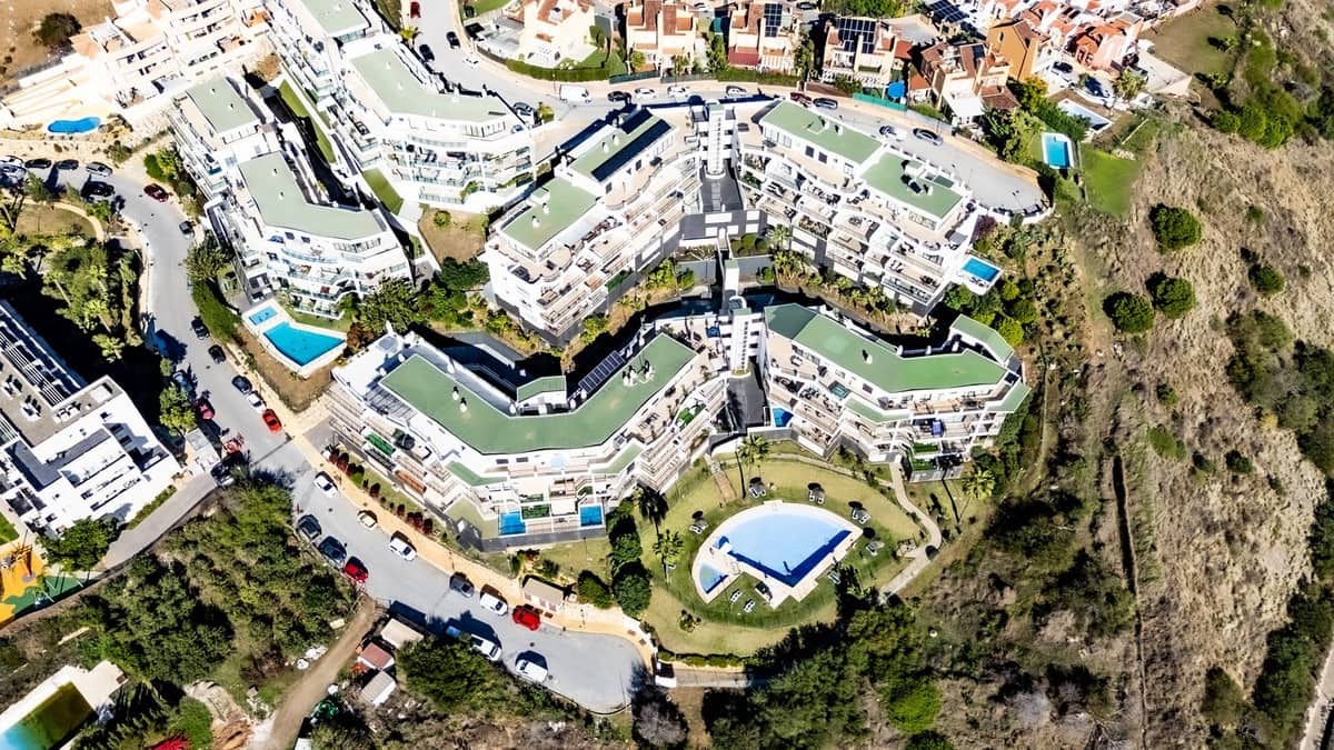 2 soveværelse Lejlighed til salg i Riviera del Sol med swimmingpool garage - € 310.000 (Ref: 9398751)