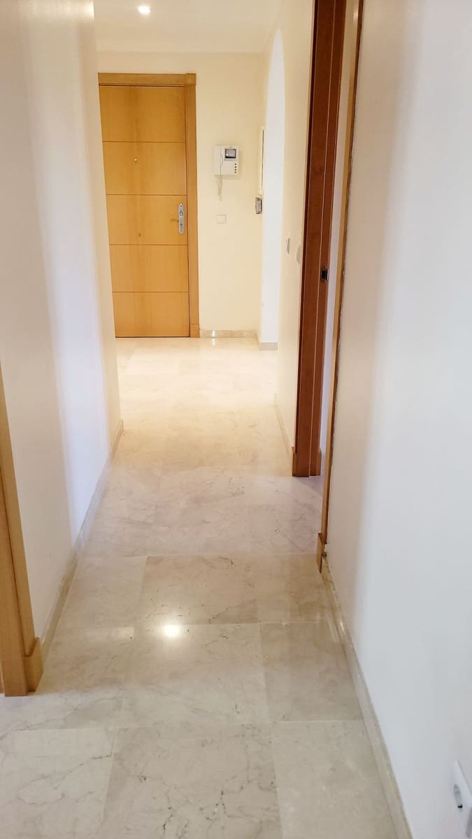 3 makuuhuone Huoneisto myytävänä paikassa Benalmadena mukana uima-altaan 
autotalli - 369 000 € (Ref: 9399662)