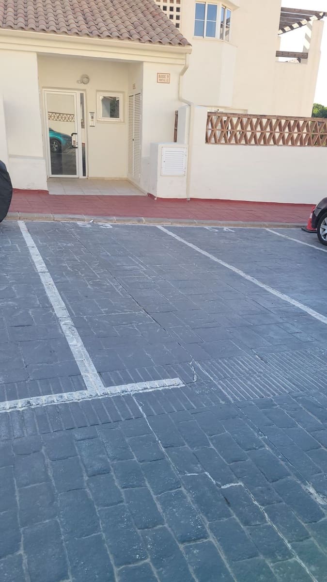 3 makuuhuone Huoneisto myytävänä paikassa Benalmadena mukana uima-altaan 
autotalli - 369 000 € (Ref: 9399662)