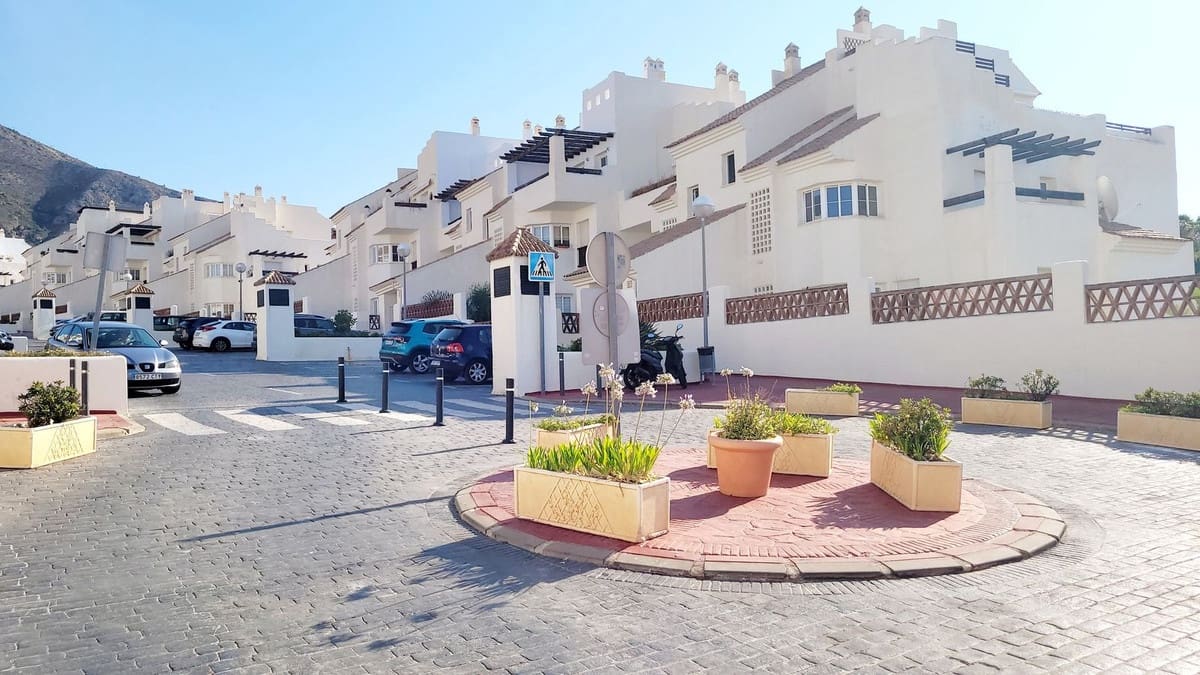 3 makuuhuone Huoneisto myytävänä paikassa Benalmadena mukana uima-altaan 
autotalli - 369 000 € (Ref: 9399662)