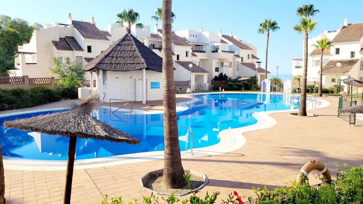 3 makuuhuone Huoneisto myytävänä paikassa Benalmadena mukana uima-altaan 
autotalli - 369 000 € (Ref: 9399662)