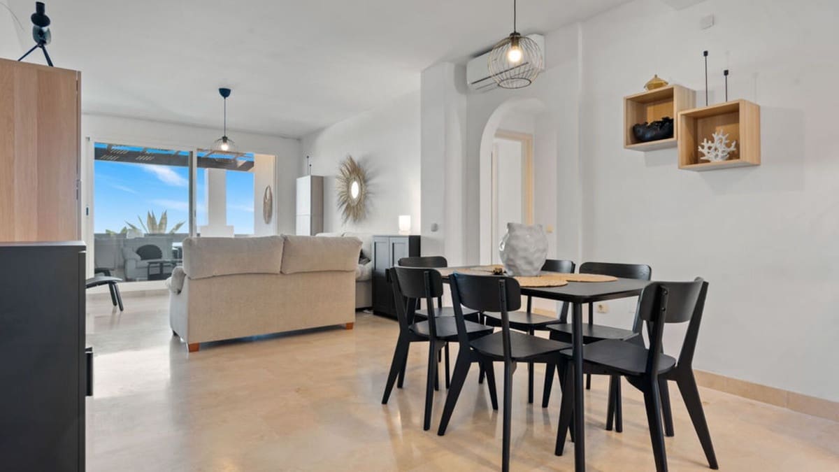 2 Zimmer Apartment zu verkaufen in Calahonda mit Pool Garage - 320.000 € (Ref: 9399668)