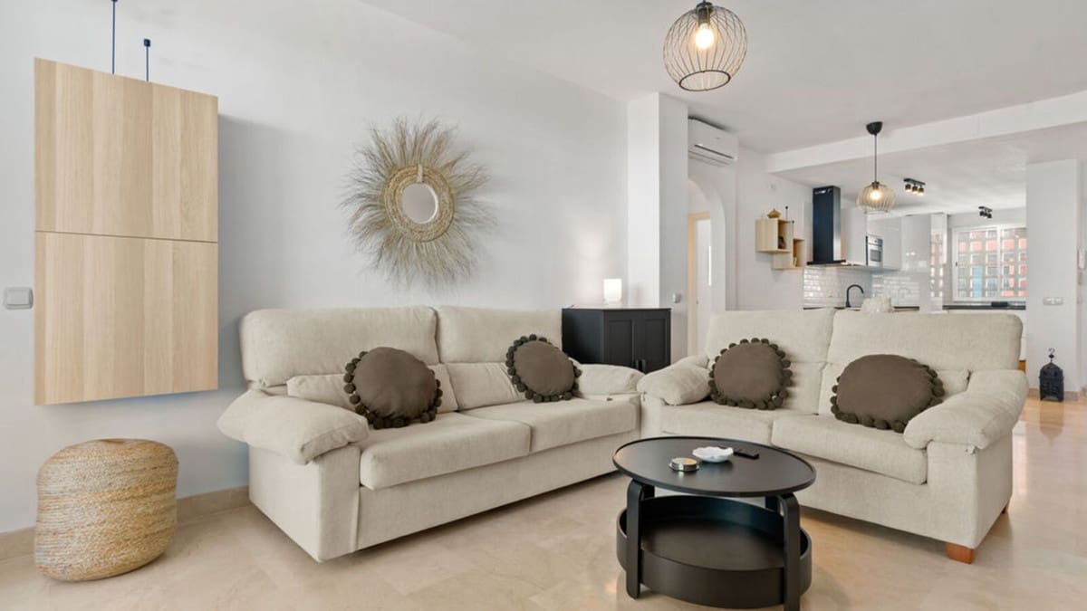 2 Zimmer Apartment zu verkaufen in Calahonda mit Pool Garage - 320.000 € (Ref: 9399668)