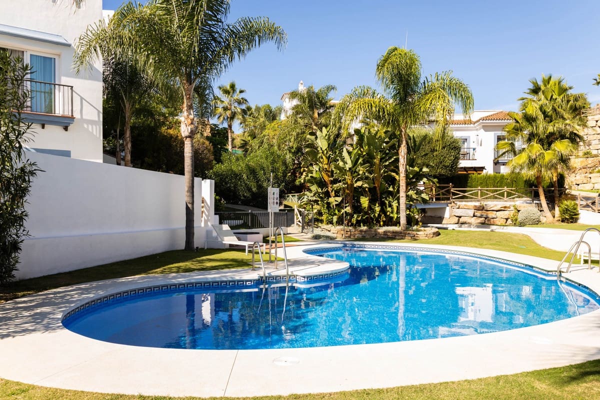 3 camera da letto Attico in vendita in Benahavis con piscina garage - 699.000 € (Rif: 9399819)