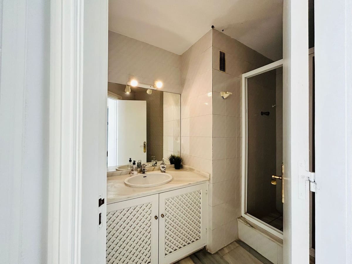 2 slaapkamer Penthouse te koop in Mijas Golf met zwembad garage - € 265.000 (Ref: 9399890)