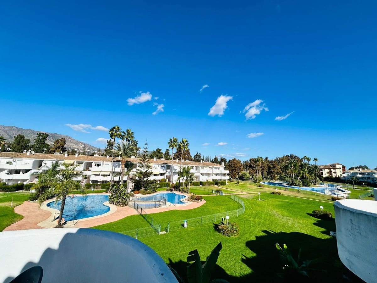 2 slaapkamer Penthouse te koop in Mijas Golf met zwembad garage - € 265.000 (Ref: 9399890)