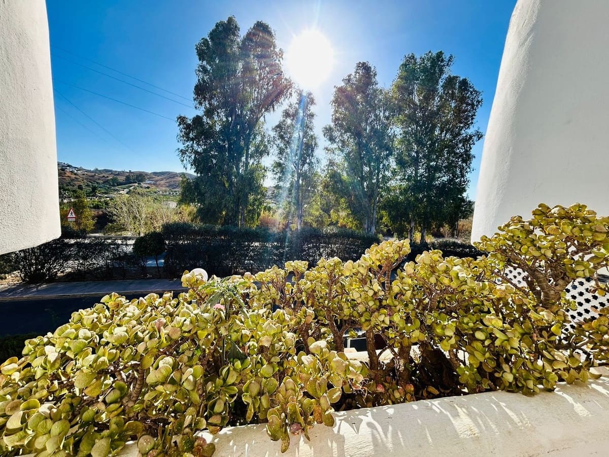 2 slaapkamer Penthouse te koop in Mijas Golf met zwembad garage - € 265.000 (Ref: 9399890)