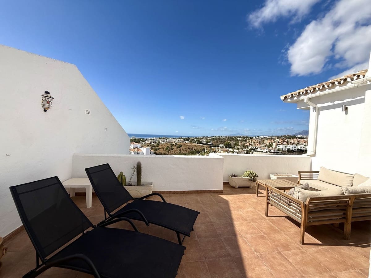 3 slaapkamer Penthouse te koop in Riviera del Sol met zwembad - € 429.000 (Ref: 9399980)