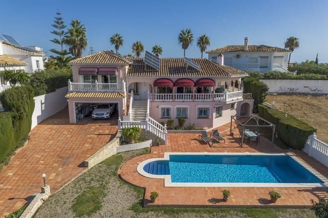 4 soveværelse Villa til salg i El Chaparral, Málaga by med swimmingpool garage - € 1.100.000 (Ref: 9400027)