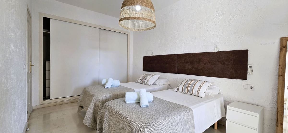 1 sypialnia Apartament na sprzedaż w Mijas Golf z basenem garażem - 315 000 € (Ref: 9400969)