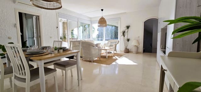 1 sypialnia Apartament na sprzedaż w Mijas Golf, Mijas z basenem garażem - 315 000 € (Ref: 9400969)