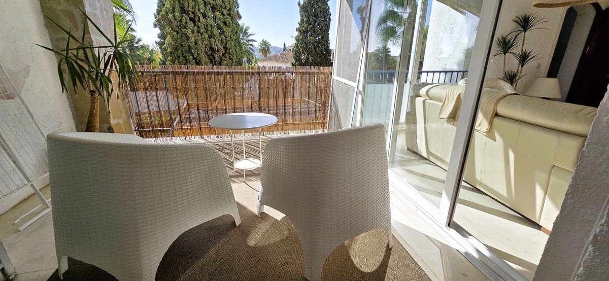 1 sypialnia Apartament na sprzedaż w Mijas Golf z basenem garażem - 315 000 € (Ref: 9400969)